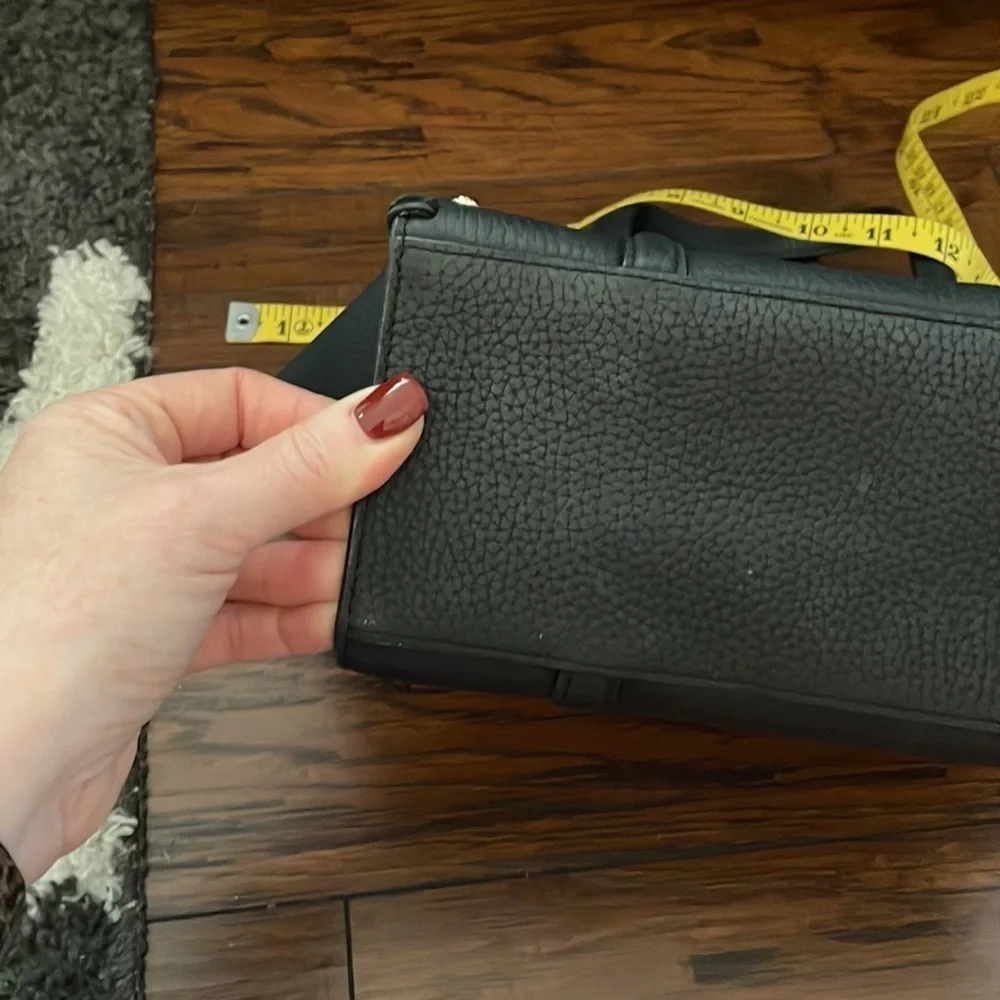 Kate Spade Madison Avenue Abigail black purse with leather flowers embellished_8